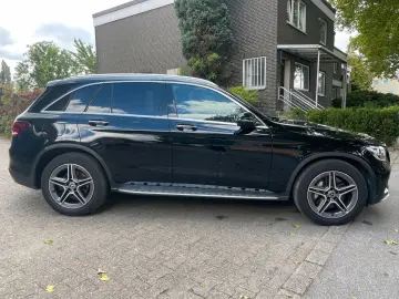 GLC 220 d 4Matic AMG LINE PANO 360°