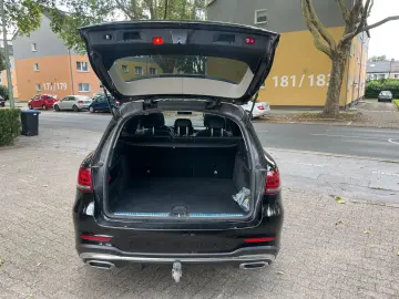 GLC 220 d 4Matic AMG LINE PANO 360°