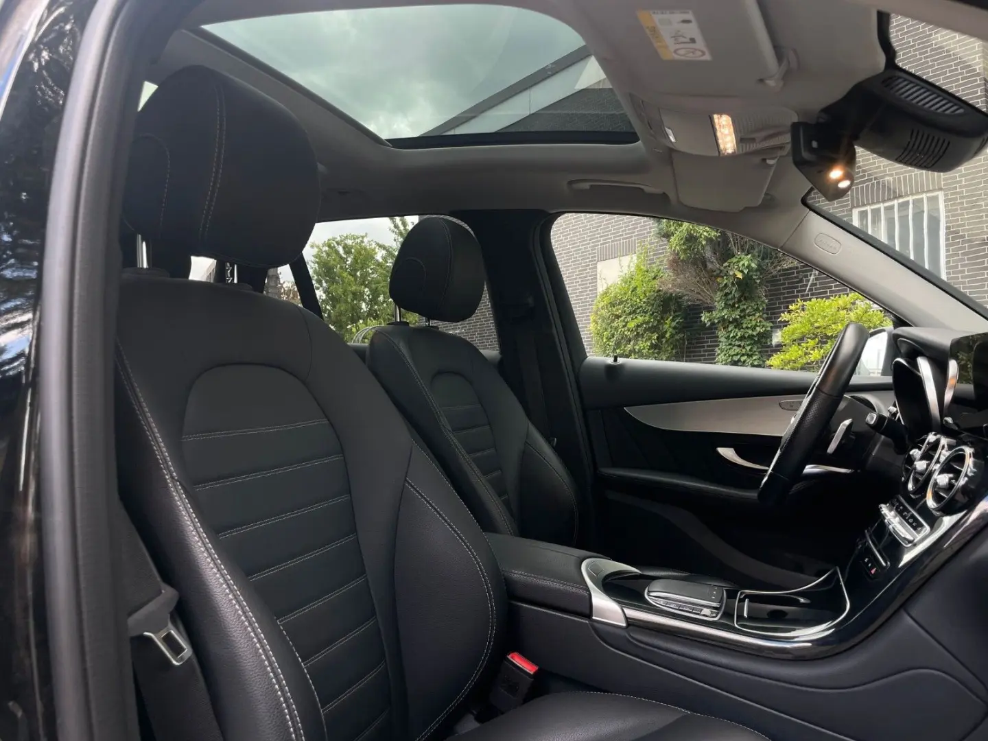 GLC 220 d 4Matic AMG LINE PANO 360°
