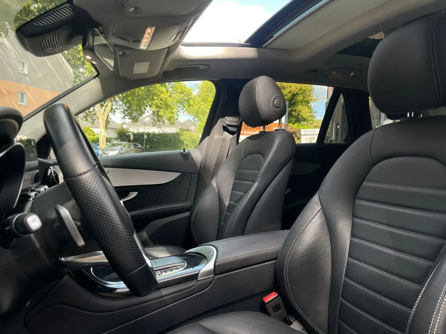 GLC 220 d 4Matic AMG LINE PANO 360°