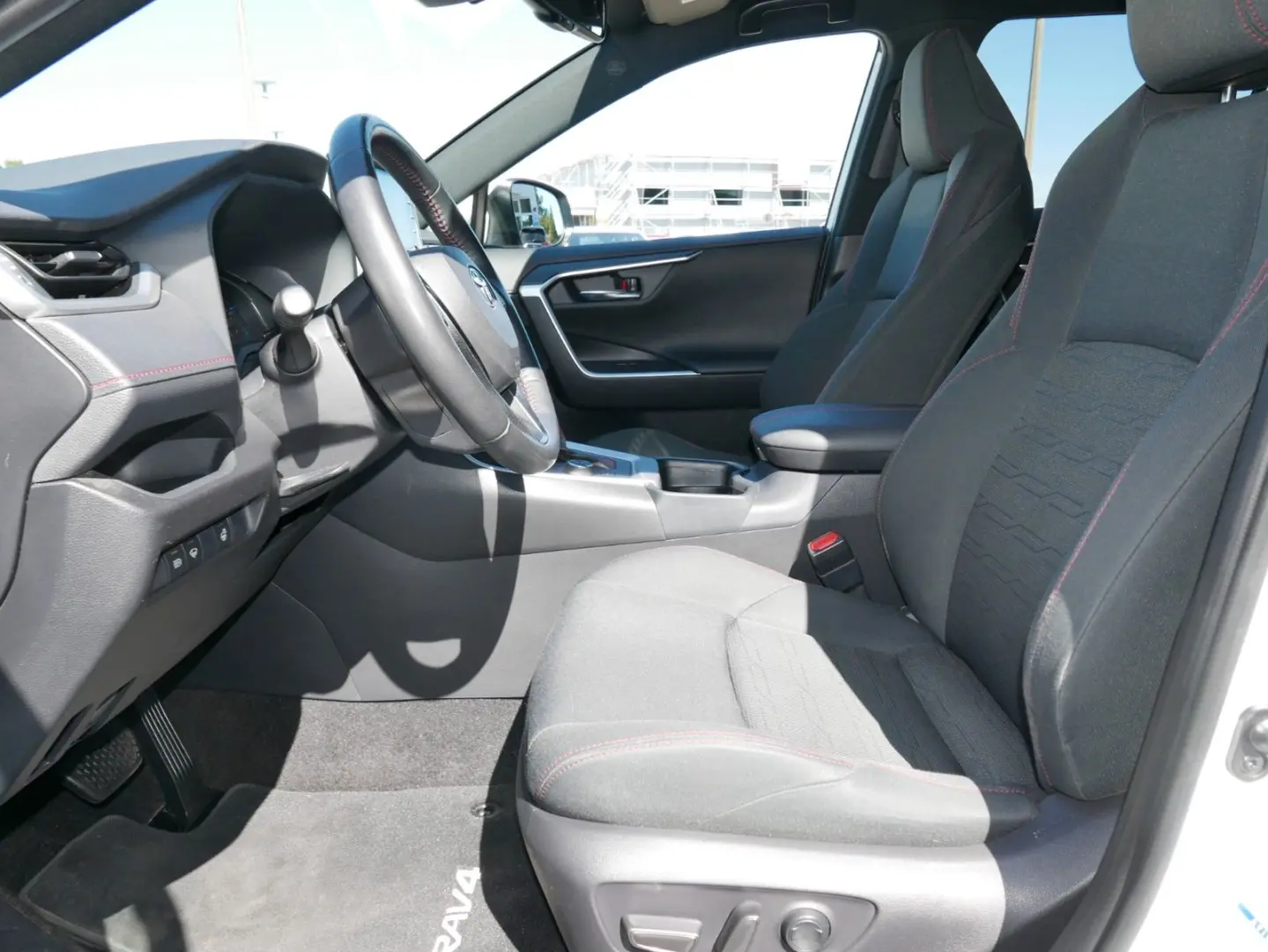 RAV 4 Plug-in Hybrid 4x4 LED*ACC*DAB*CARPLAY
