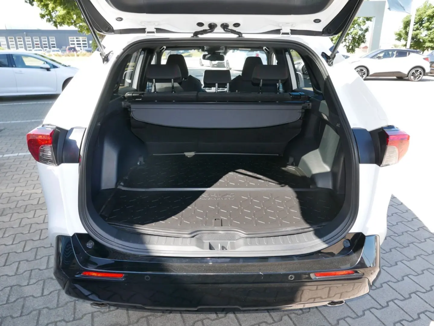 RAV 4 Plug-in Hybrid 4x4 LED*ACC*DAB*CARPLAY