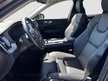 XC60 T8 Plus Dark Plug-In Hyb.AWD/AHK/Pano/21Zo