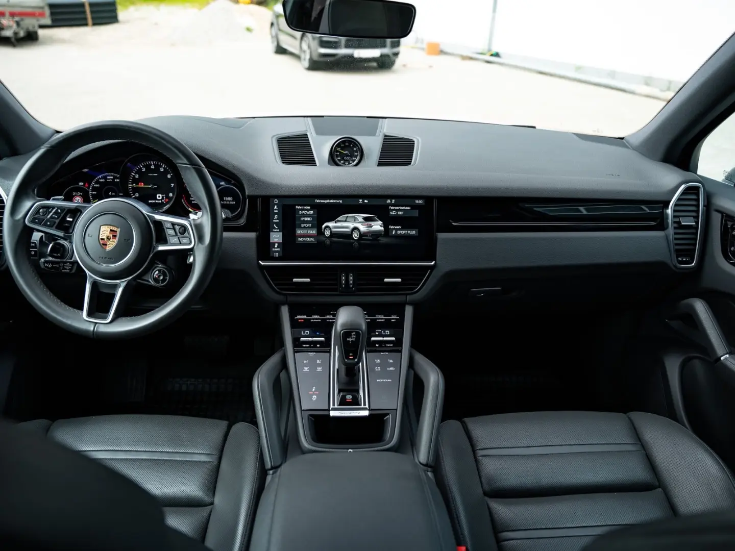 Cayenne E-Hybrid, 1. Hand, MwSt. 22 Techart