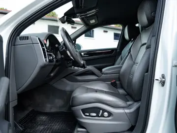 Cayenne E-Hybrid, 1. Hand, MwSt. 22 Techart