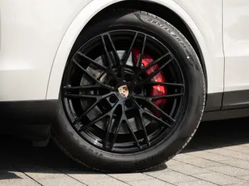 Porsche Cayenne Coupe S e-Hybrid