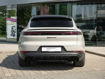 Porsche Cayenne Coupe S e-Hybrid