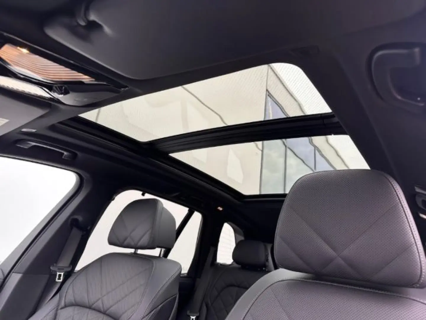 X5 40dA M-Sport 20'' ICONIC Pano/SKY Sitzbelüf H