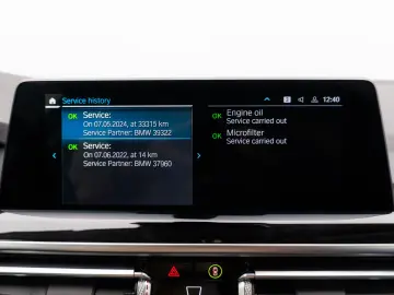 X3 xD30e Kamera HUD DAB Belüftung AHK Leder 18Zl