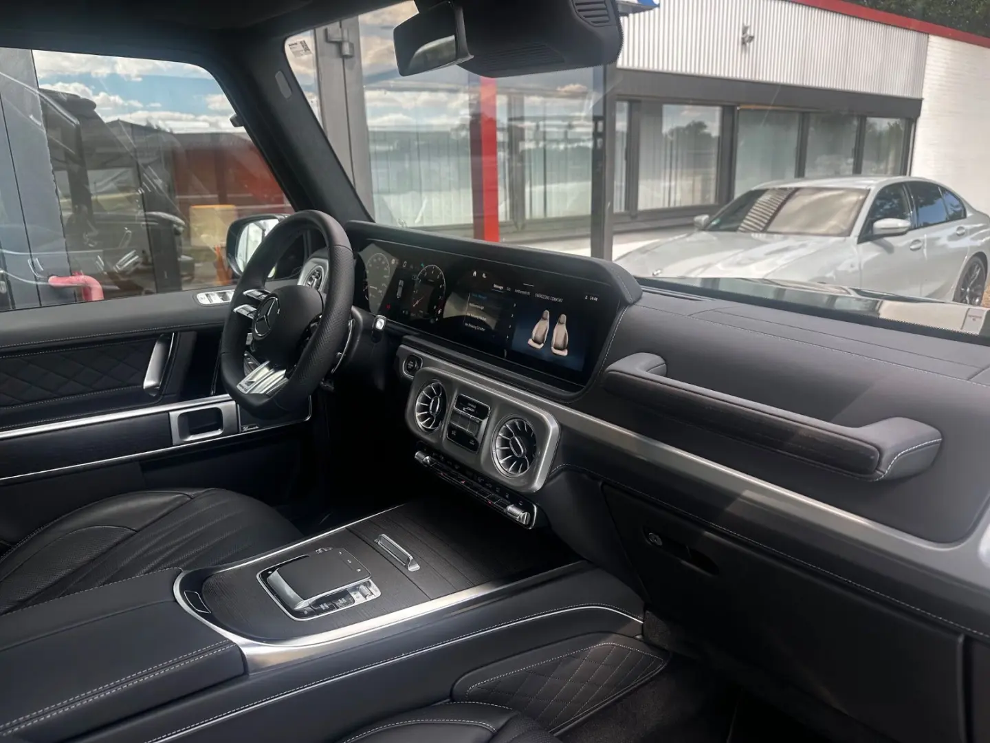 G 63 AMG / MY2025 / A22 / SUPERIOR / NIGHT