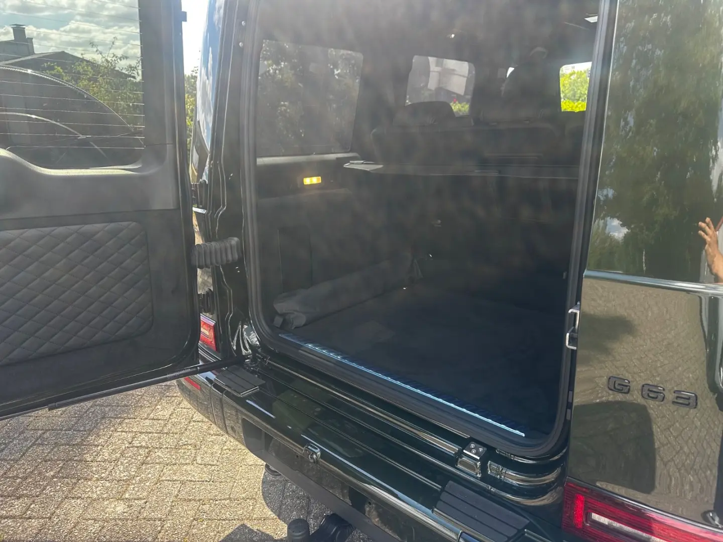 G 63 AMG / MY2025 / A22 / SUPERIOR / NIGHT