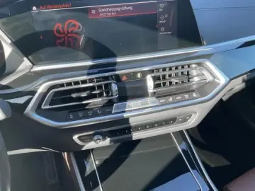 X5 XDRIVE30D Sportpaket HUD Luftfederung AD Nive