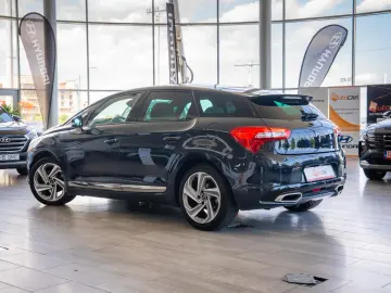 DS 5 1.6 THP SportChic