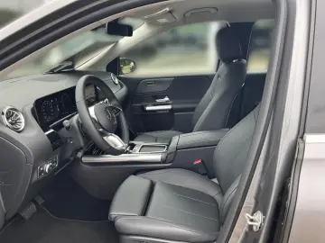 B 220 d Progressive SpurW KAM PDC SpurH LM Navi