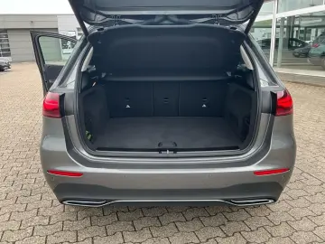 B 220 d Progressive SpurW KAM PDC SpurH LM Navi