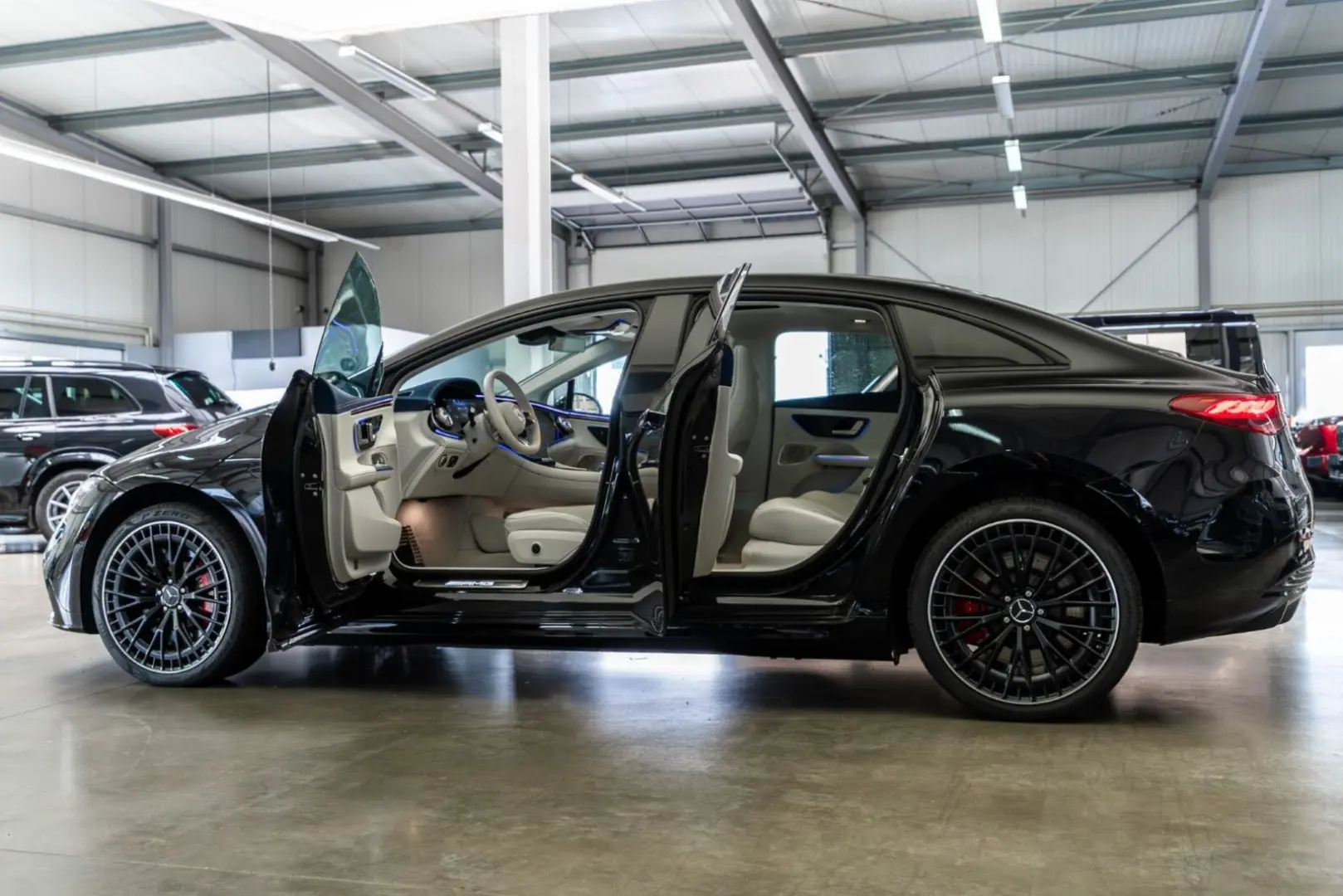 EQE AMG 53 4M+ / Premium / Panorama / Night Pack