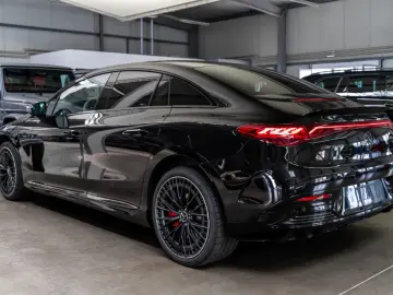 EQE AMG 53 4M+ / Premium / Panorama / Night Pack