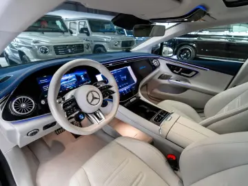 EQE AMG 53 4M+ / Premium / Panorama / Night Pack