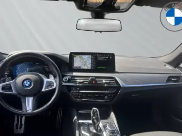 BMW 530 e XDrive LIM M-Sport Bowers