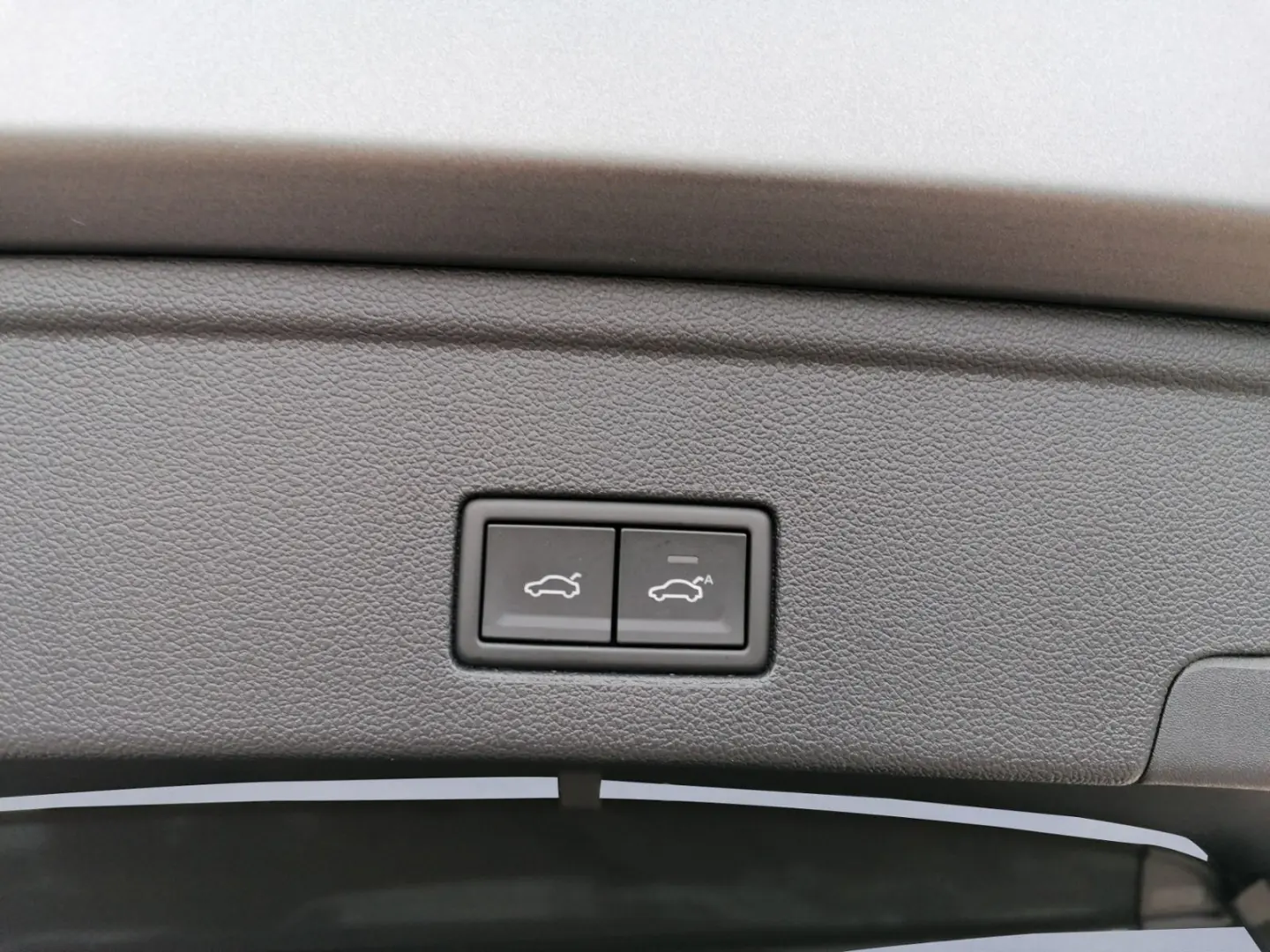 Touareg 3.0 TDI 4M tiptronic R Line MATRIX+AHK