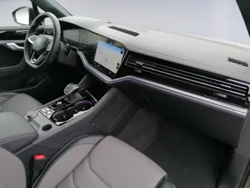 Touareg 3.0 TDI 4M tiptronic R Line MATRIX+AHK
