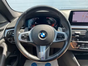 BMW 520 d xDrive Sport Line/LED/AHK