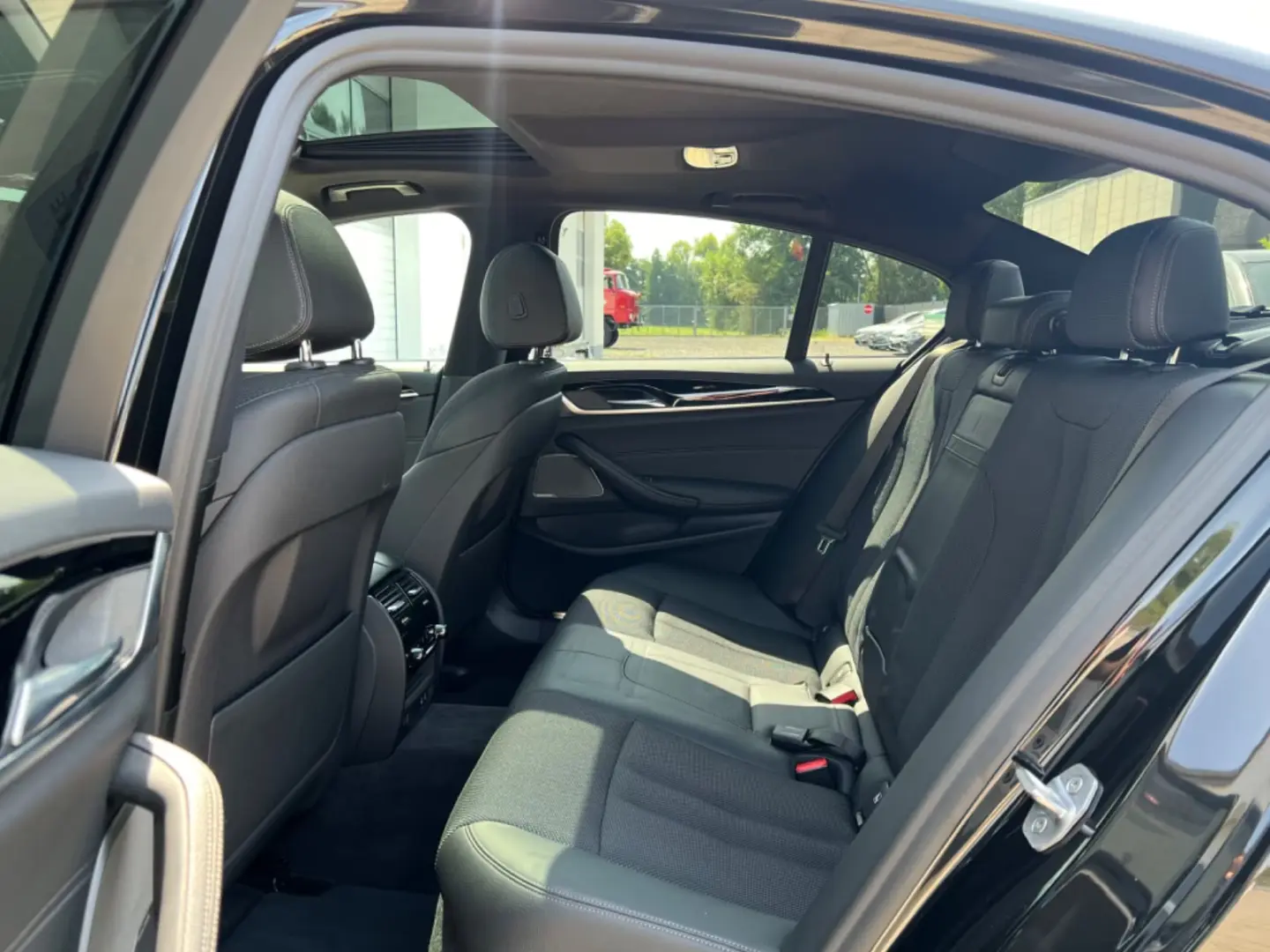 BMW 520 d xDrive Sport Line/LED/AHK