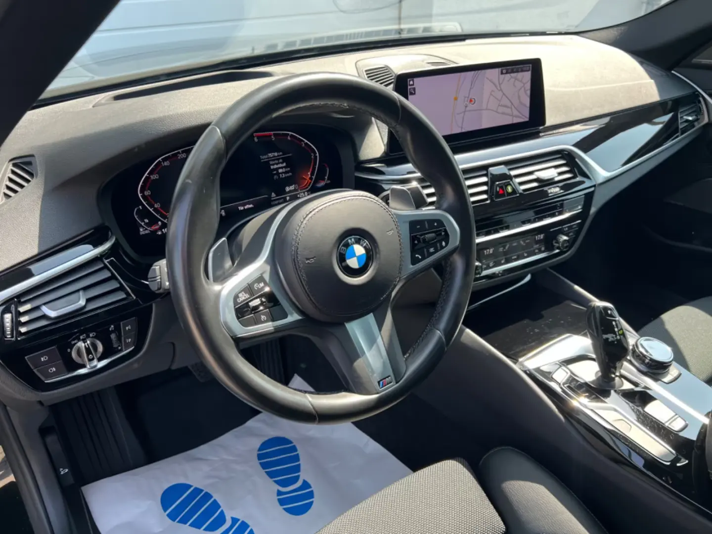 BMW 520 d xDrive Sport Line/LED/AHK