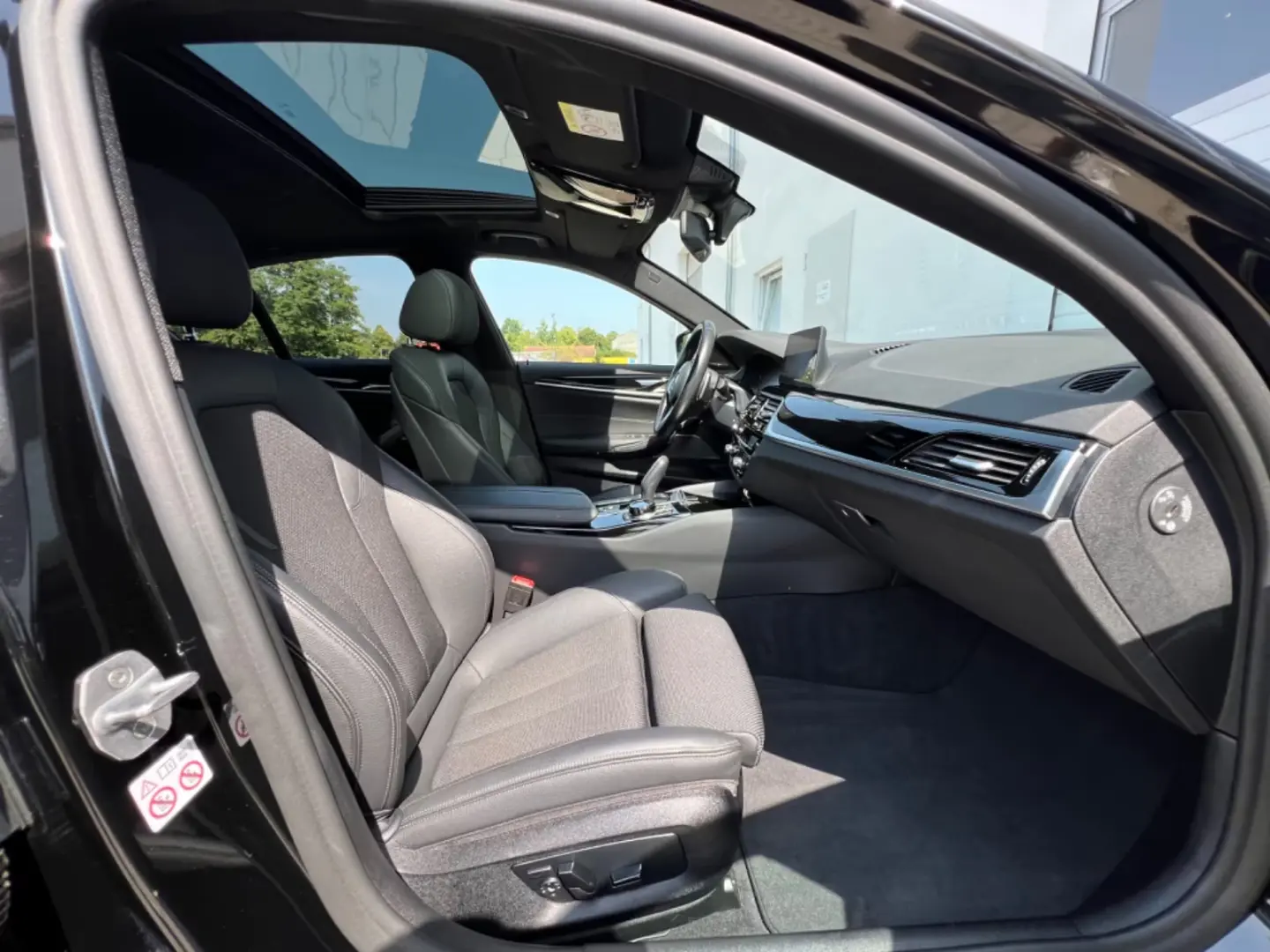 BMW 520 d xDrive Sport Line/LED/AHK