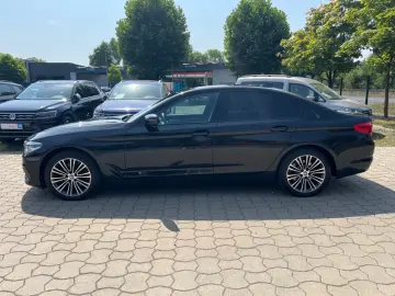 BMW 520 d xDrive Sport Line/LED/AHK