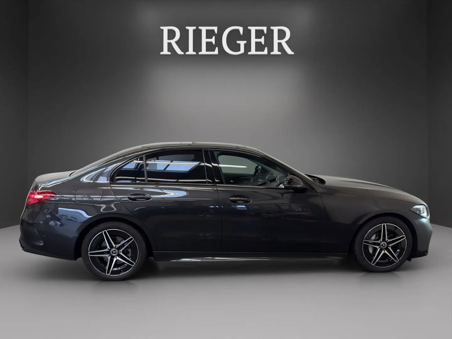 C 300 d AMG Pano*NIGHT*Totwinkel*MEMORY*AHK*360°