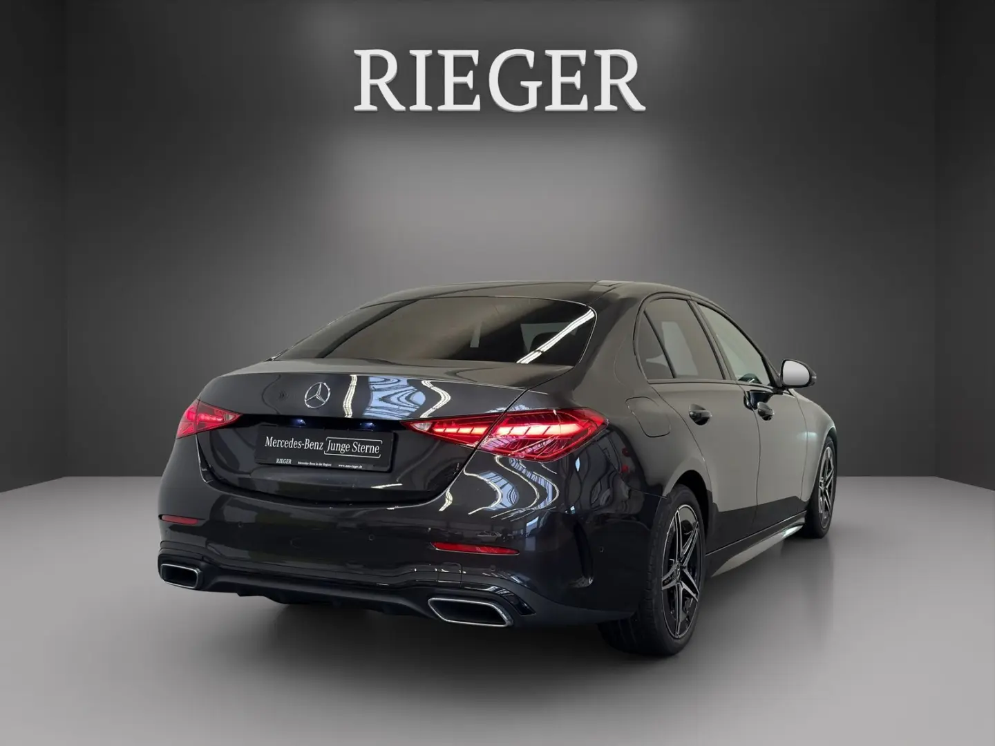 C 300 d AMG Pano*NIGHT*Totwinkel*MEMORY*AHK*360°