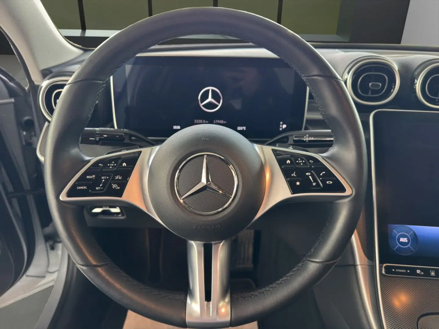 C 220d Avantgarde LED NAVI SSD KAMERA STANDH 17