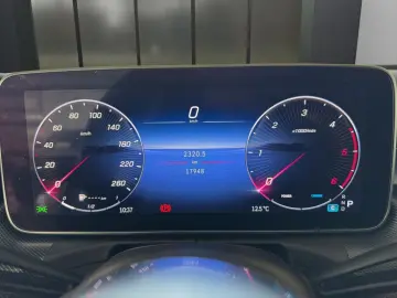 C 220d Avantgarde LED NAVI SSD KAMERA STANDH 17