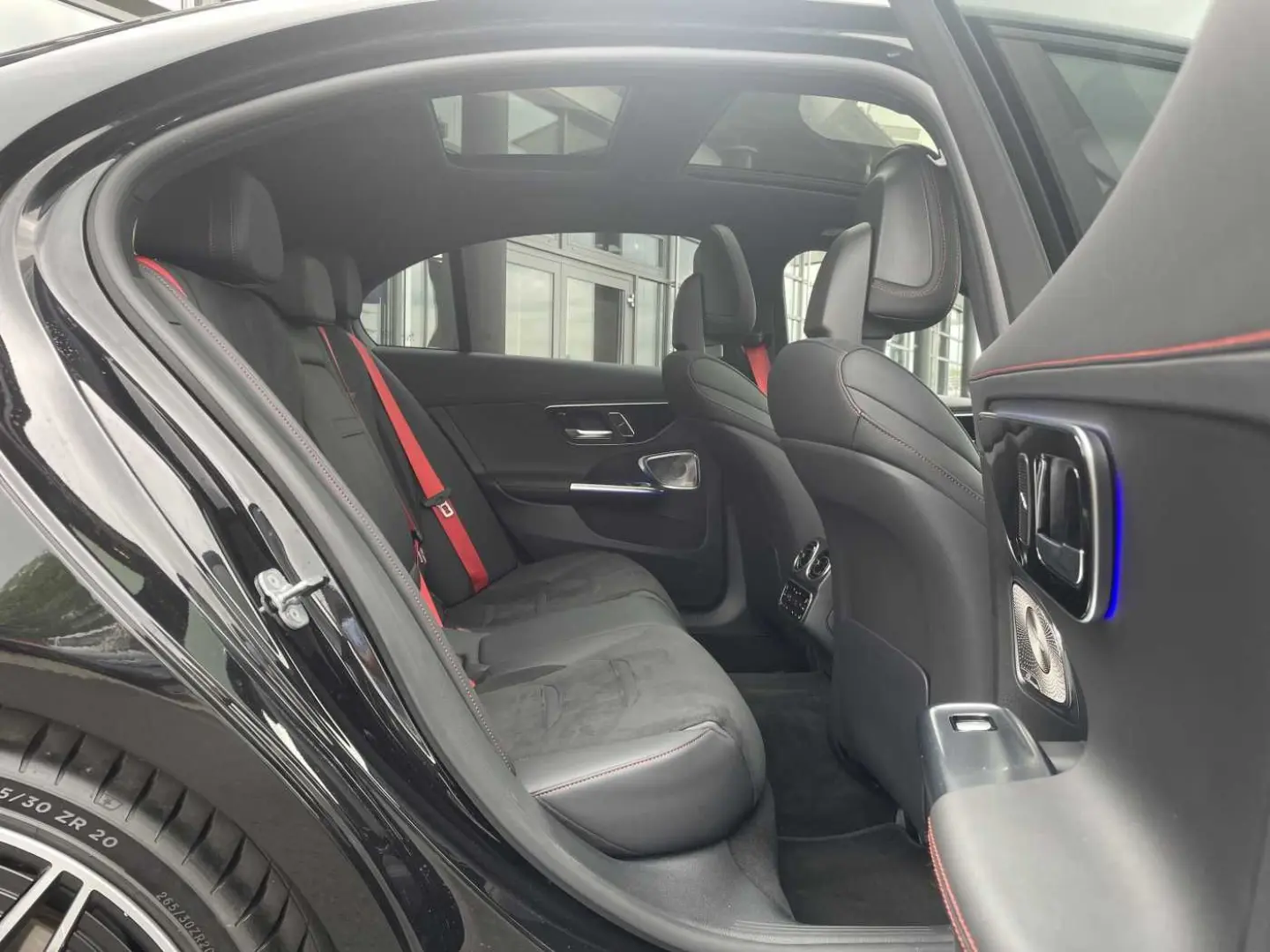 C 43 AMG Digital+Burm+Distr+360+HUD+AHK+ Carbon