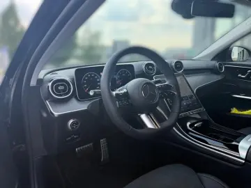 C 200 *AMG*MEMO*AHK*NAVI*SHZ*KAMERA*SPORTAUSP*