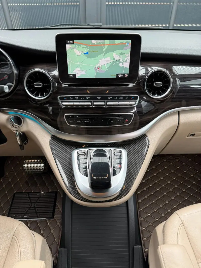 V 220 V-Klasse Lang AMG 19Zoll Led Leder