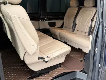 V 220 V-Klasse Lang AMG 19Zoll Led Leder
