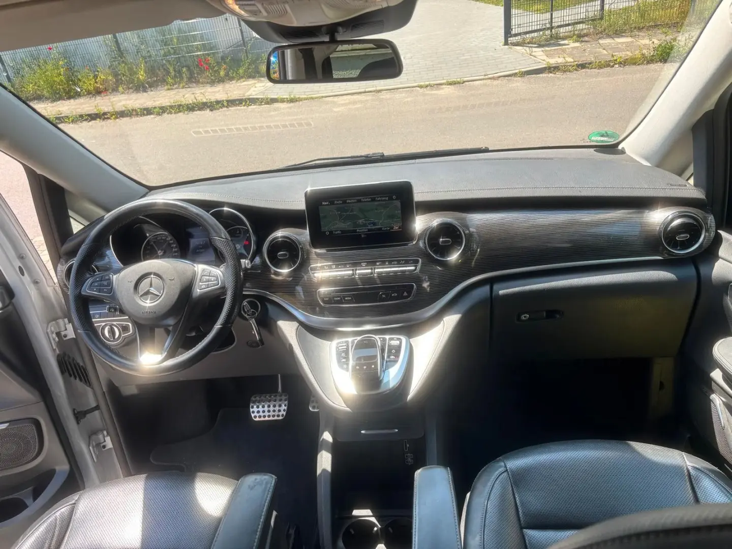 V 250 Sthzg/Leder/LED/Navi/Kamera/SH+SB