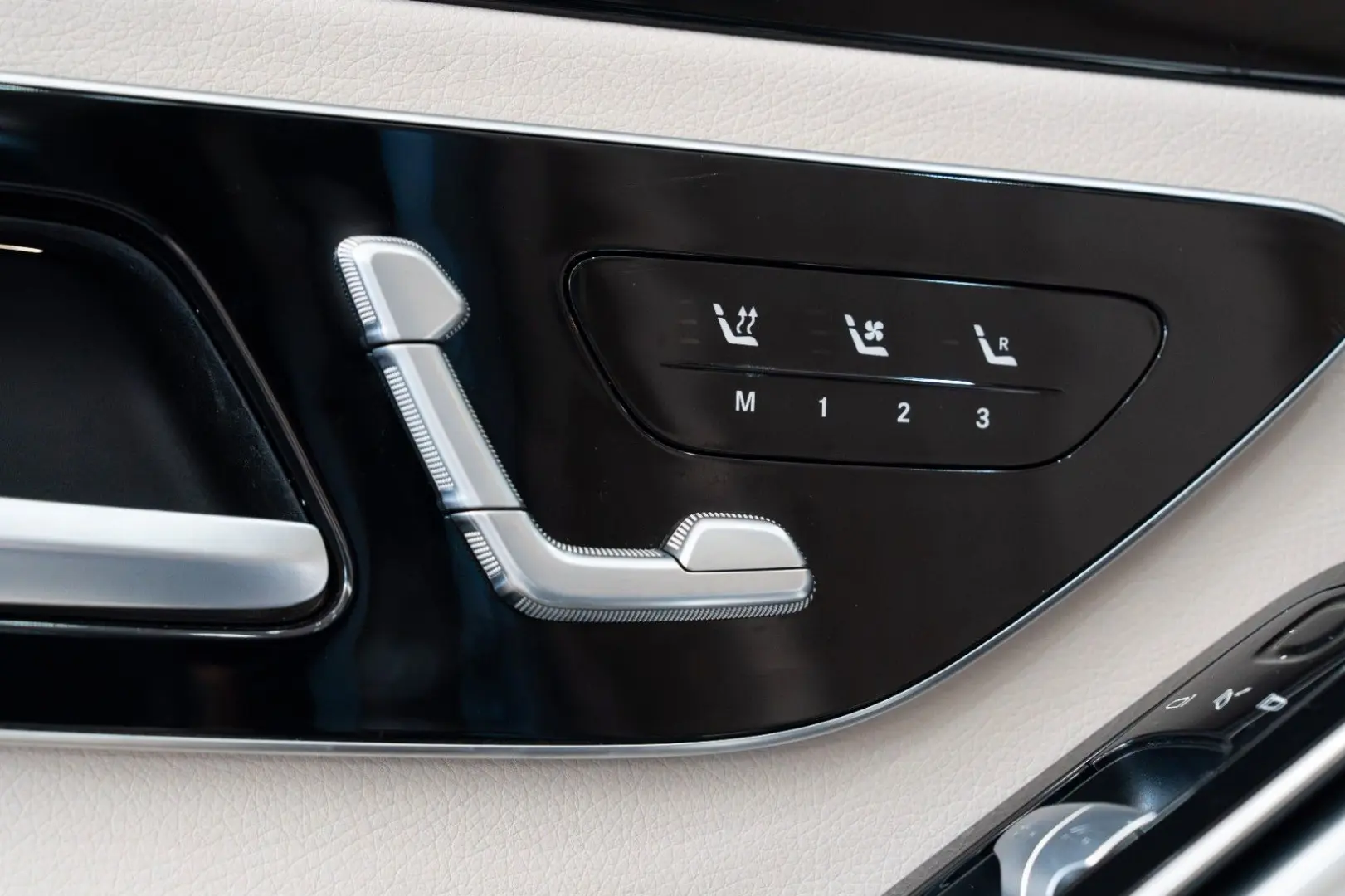 S 350d Lim*BURMESTER*PANO*AIRMATIC*MULTIBEAM*1HD