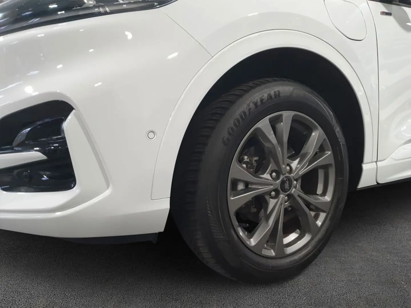 Kuga 2.5 Duratec PHEV ST-LINE