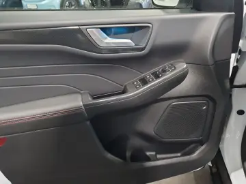 Kuga 2.5 Duratec PHEV ST-LINE