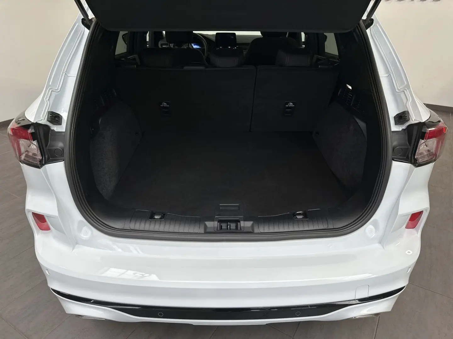 Kuga 2.5 PHEV ST-Line NAV+LED+KAMERA+DAB+18ZOLL