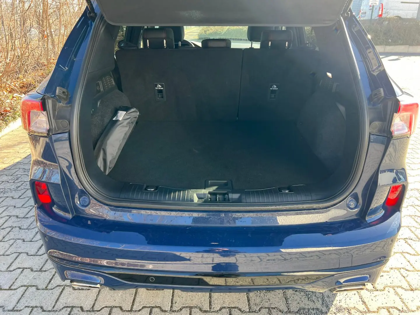 KUGA ST-LINE X 2.5 PHEV |NAVI*RFK*LED*PDC|