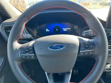 KUGA ST-LINE X 2.5 PHEV |NAVI*RFK*LED*PDC|