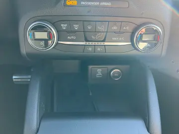 KUGA ST-LINE X 2.5 PHEV |NAVI*RFK*LED*PDC|