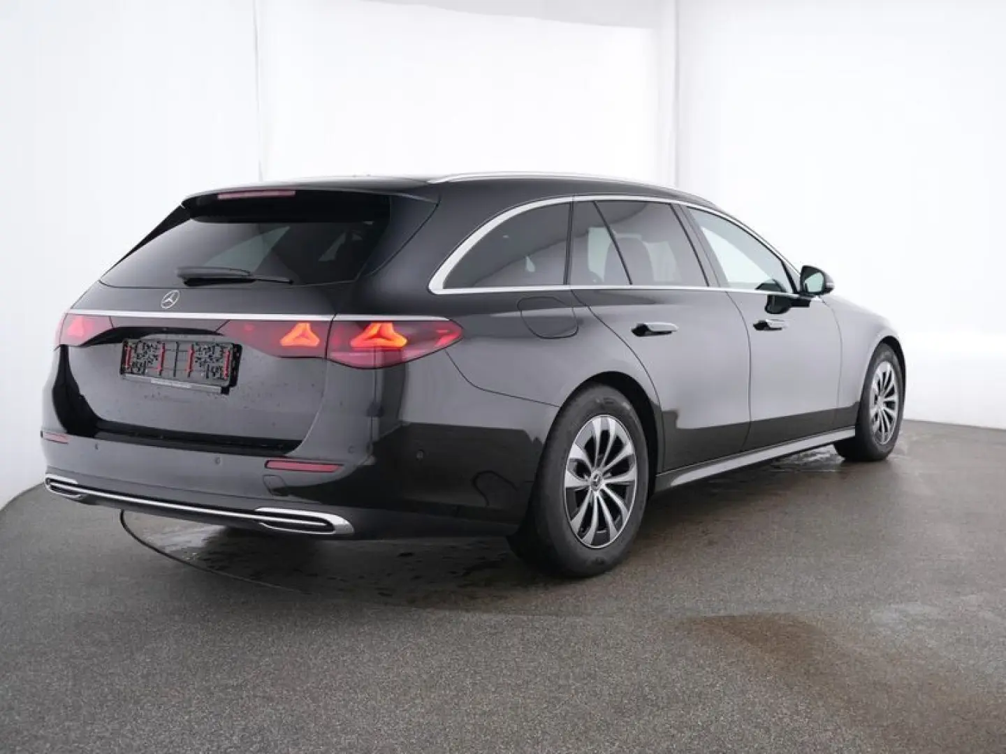 E 220 d T-Modell *LED*AHK*Keyless*Distronic*Navi