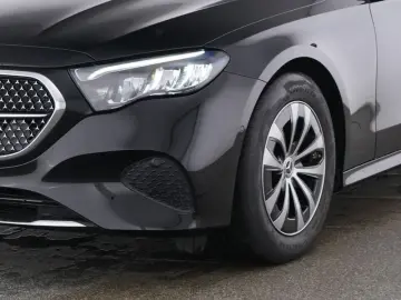 E 220 d T-Modell *LED*AHK*Keyless*Distronic*Navi