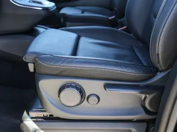 V 300 d AVANTGARDE Extralang Standhz. Distr. Nav