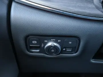 V 300 d AVANTGARDE Extralang Standhz. Distr. Nav